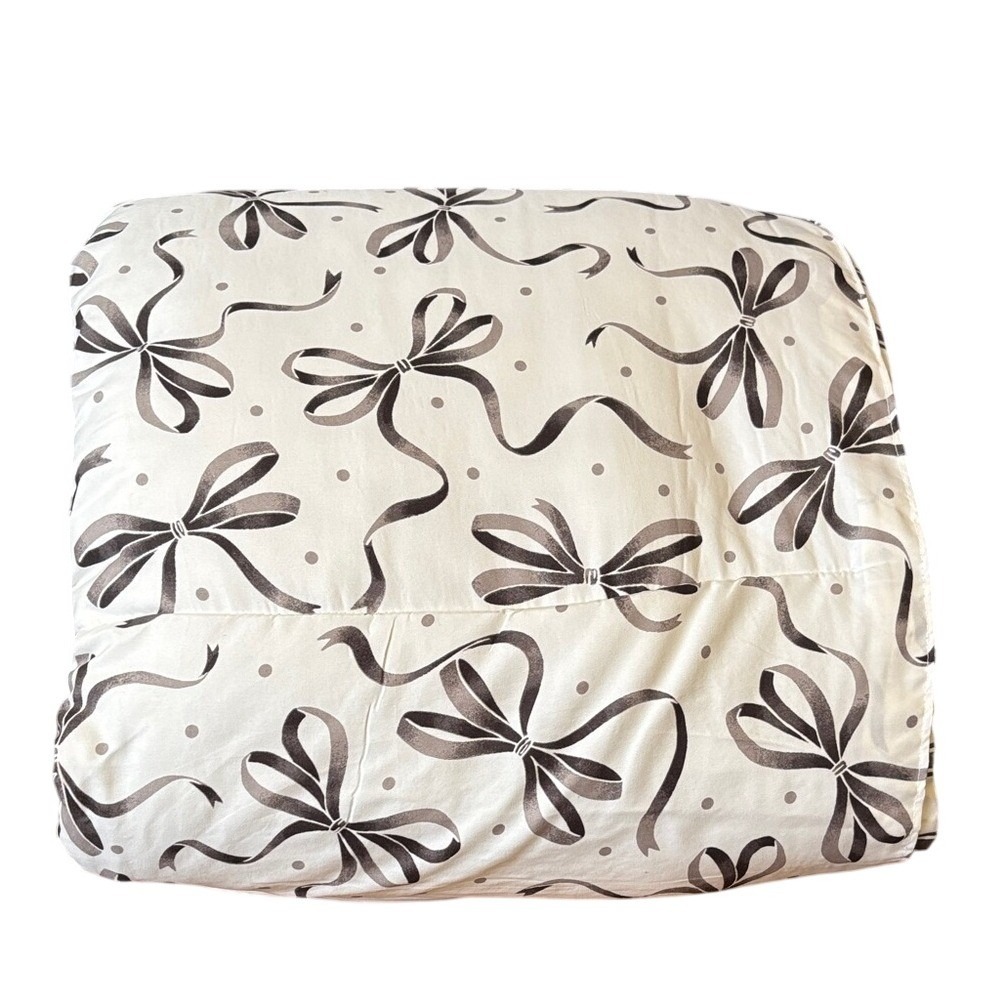 The Big One Twin/XL Comforter Bow Design Plush Down Alternative Reversible  NEW